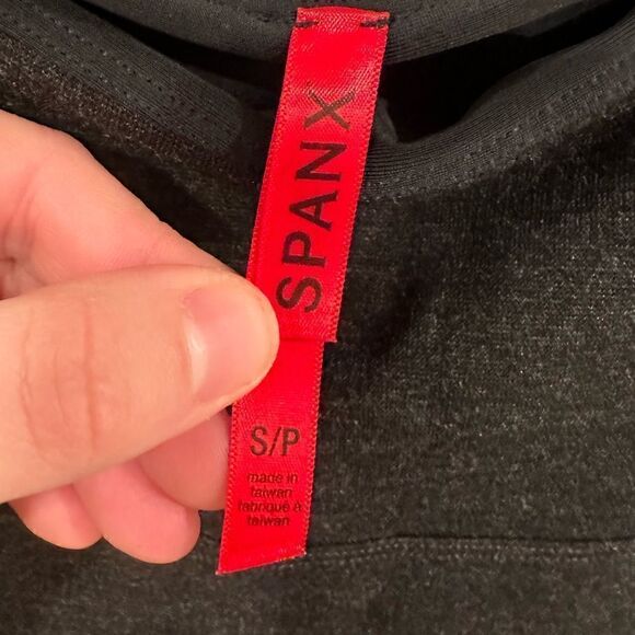 Spanx gray/black leggings size small - Picture 3 of 4